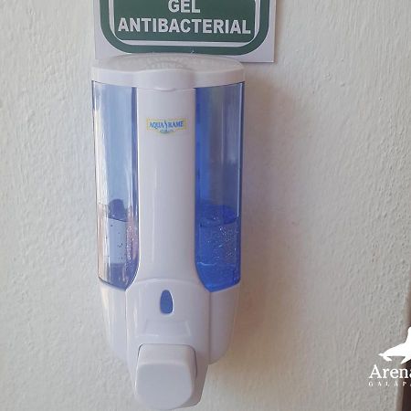 Hostal Arena Negra Puerto Ayora  Eksteriør billede