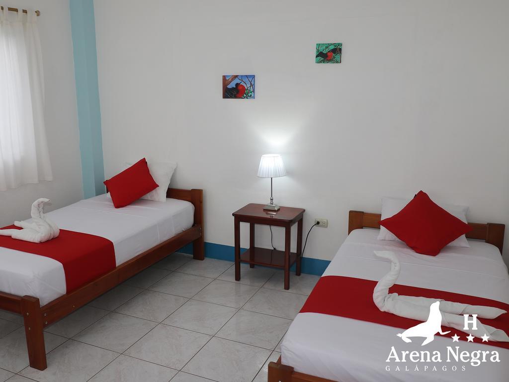 Hostal Arena Negra Puerto Ayora  Eksteriør billede
