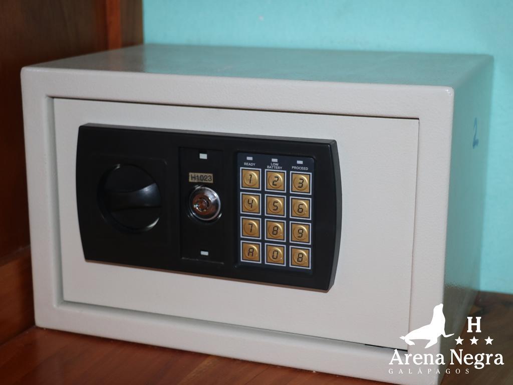Hostal Arena Negra Puerto Ayora  Eksteriør billede