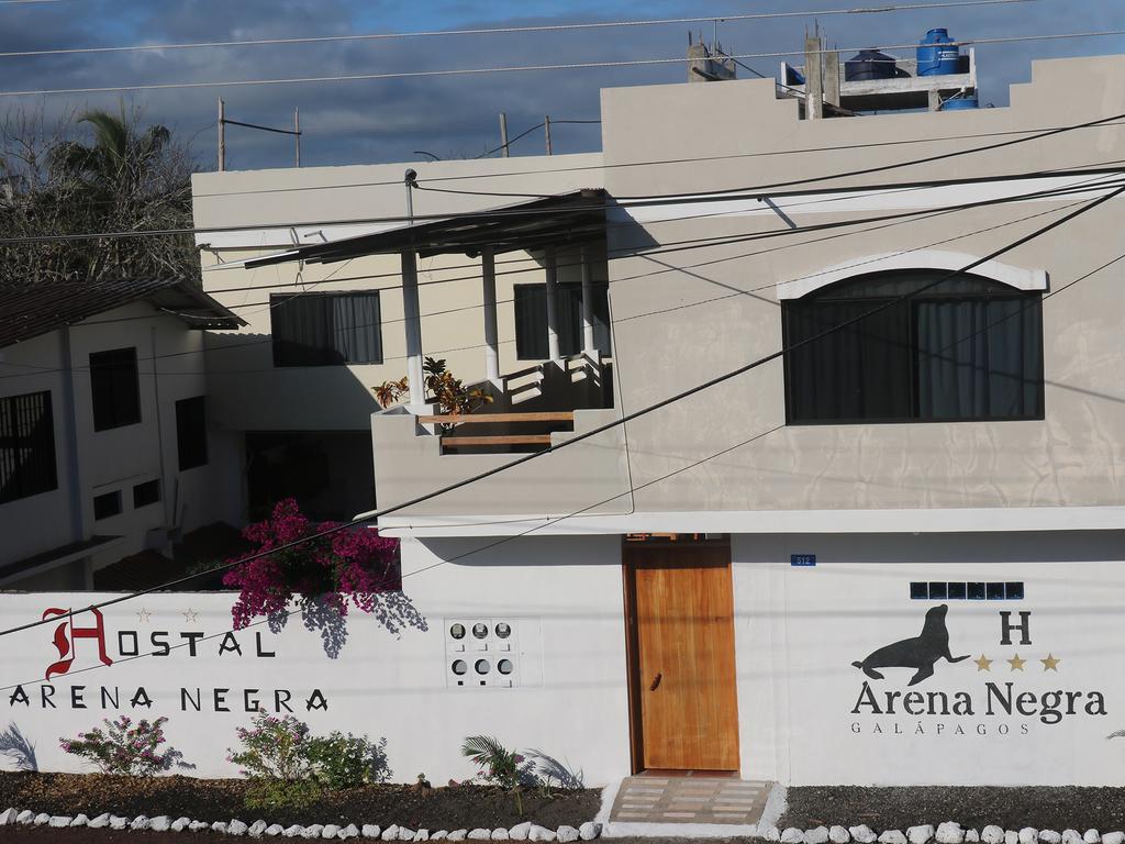 Hostal Arena Negra Puerto Ayora  Eksteriør billede