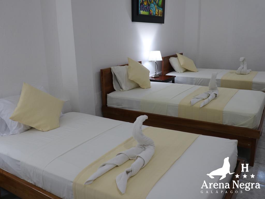 Hostal Arena Negra Puerto Ayora  Eksteriør billede