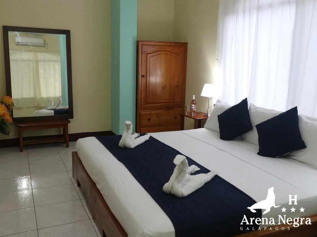 Hostal Arena Negra Puerto Ayora  Eksteriør billede