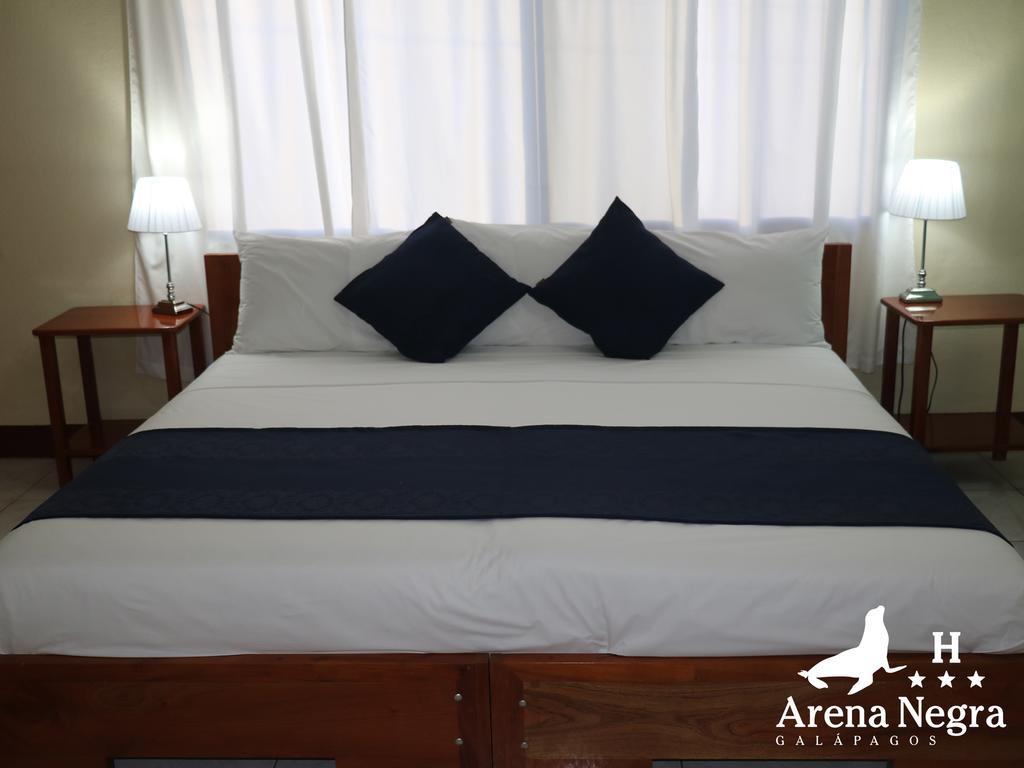 Hostal Arena Negra Puerto Ayora  Eksteriør billede