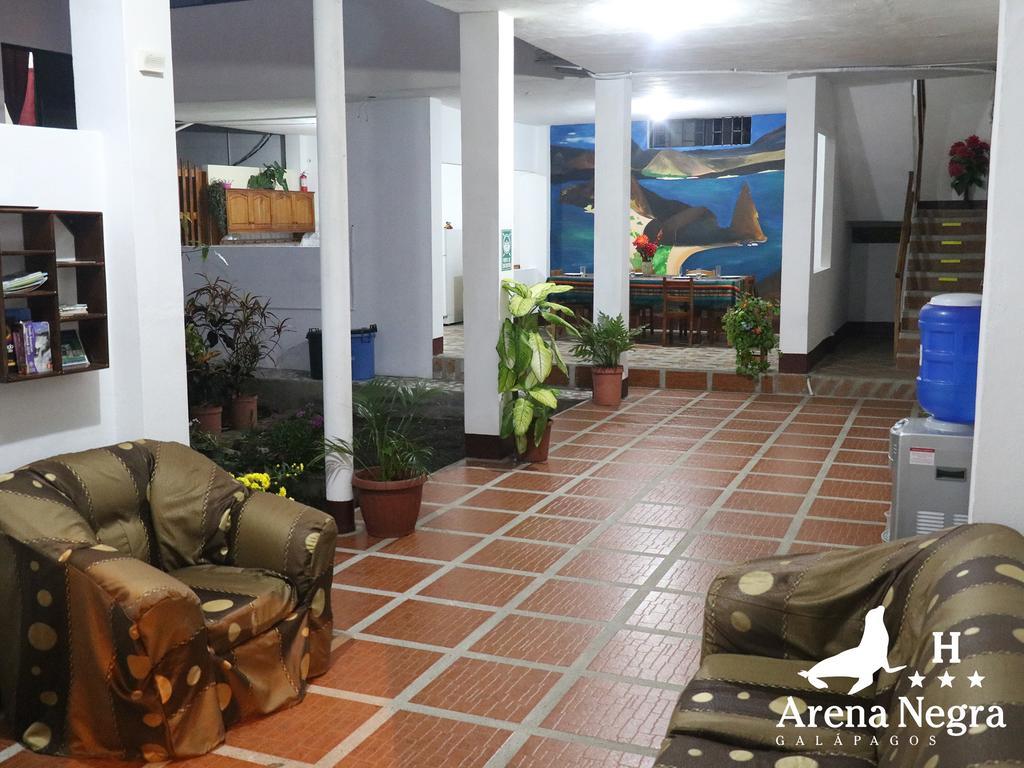 Hostal Arena Negra Puerto Ayora  Eksteriør billede