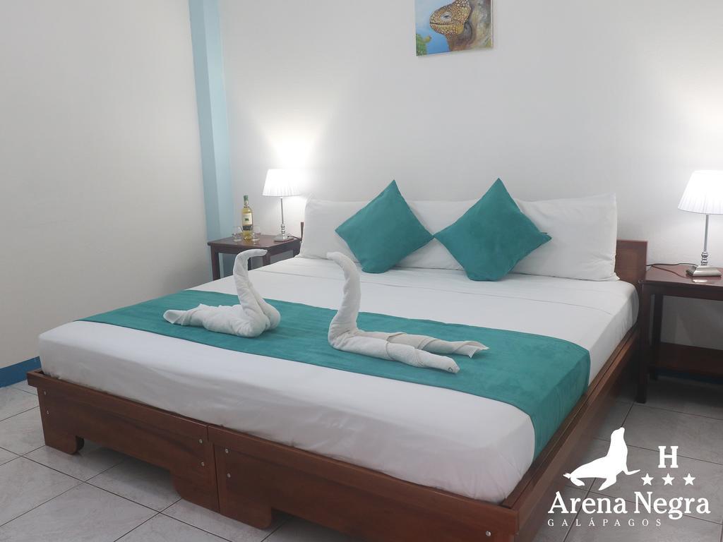 Hostal Arena Negra Puerto Ayora  Eksteriør billede