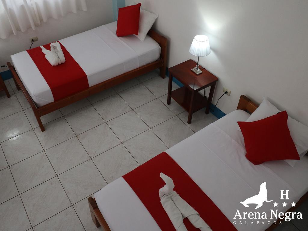 Hostal Arena Negra Puerto Ayora  Eksteriør billede