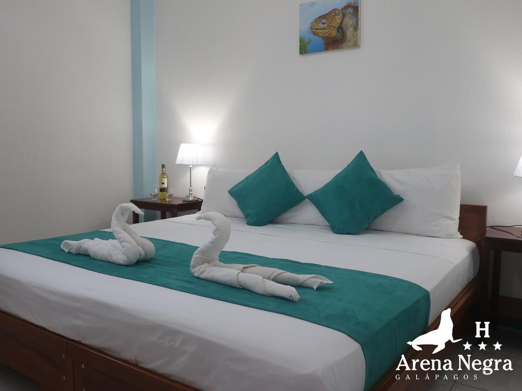 Hostal Arena Negra Puerto Ayora  Eksteriør billede